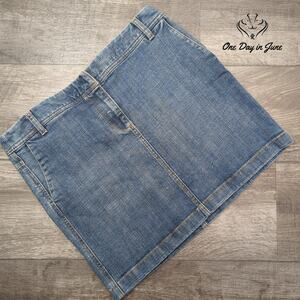 Loft Petite Denim Mini Skirt Size 10P